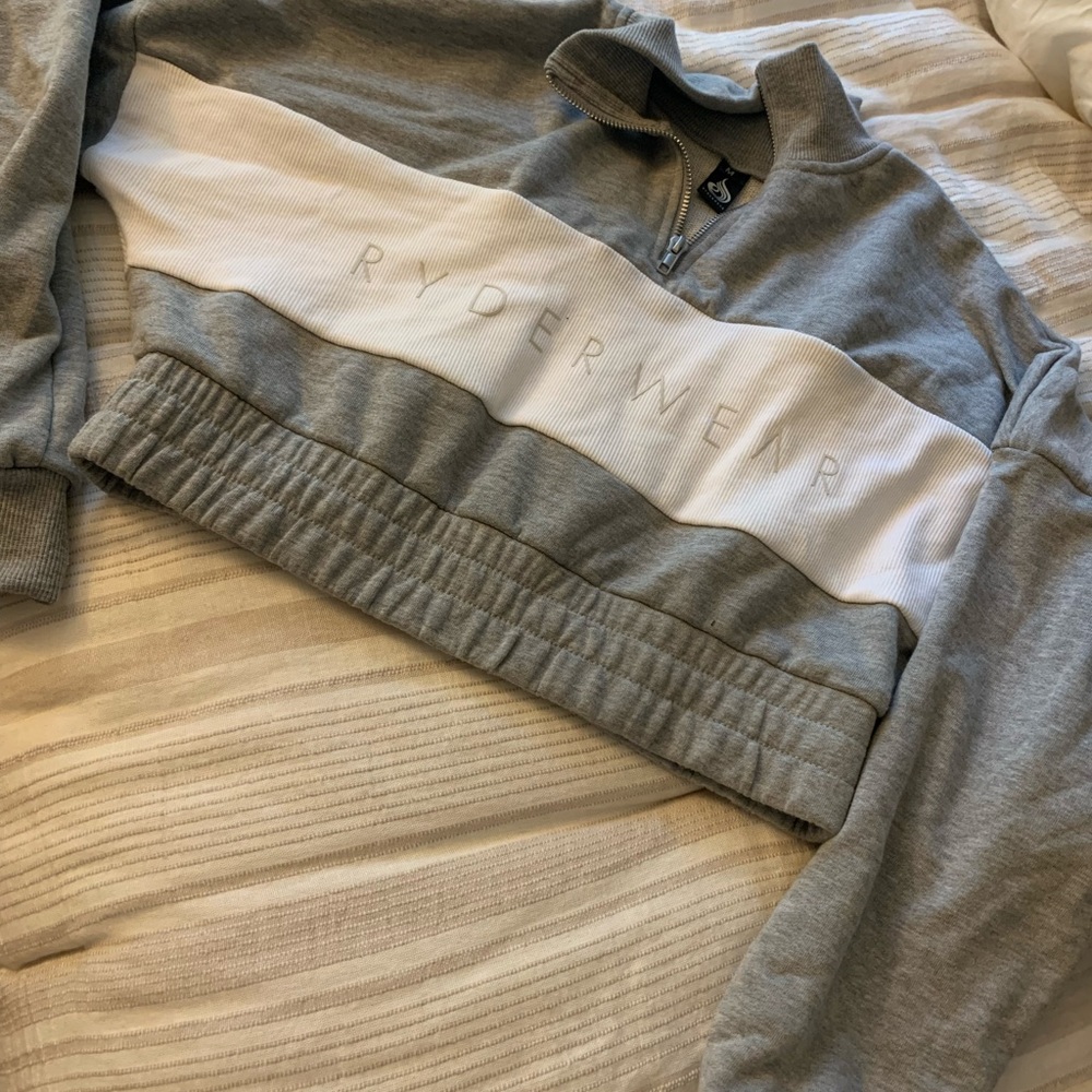 Ryderwear crop top